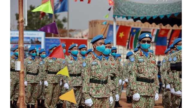 Des Casques bleus vietnamiens lors de la cérémonie. Photo : cand.com.vn