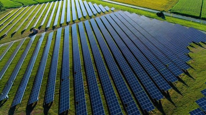 Le Vietnam est le seul pays d'Asie capable de répondre à l'augmentation de la demande d'électricité grâce à l'énergie éolienne et solaire. Photo : baoquocte.vn