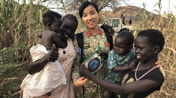 Parmi les soldats vietnamiens participant aux opérations onusienne, il y a de femmes. Photo : VNA.