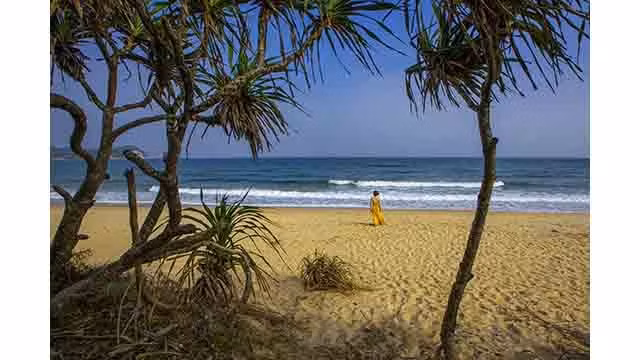 L’île de Vân Dôn dispose d’un paysage naturel qui est considéré comme un « paradis vert » avec de nombreuses plages de sable blanc pur et lisse. Photo : baoquangninh.com.vn