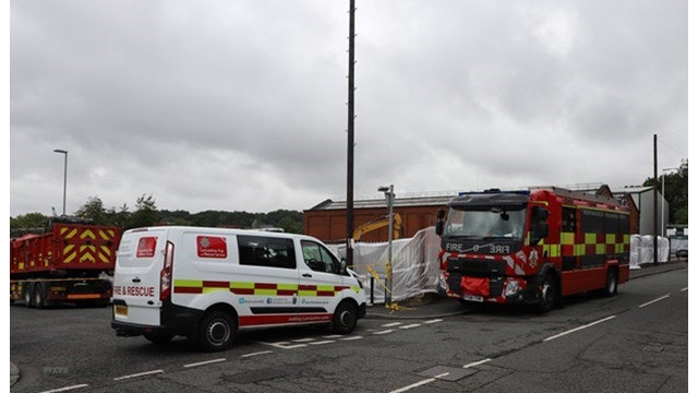 Les autorités locales bouclent la zone impliquée à l'incendie survenu le 7 mai dernier à la maison Bismark House Mill dans le quartier Oldham de la ville du Grand Manchester. Photo : VNA.