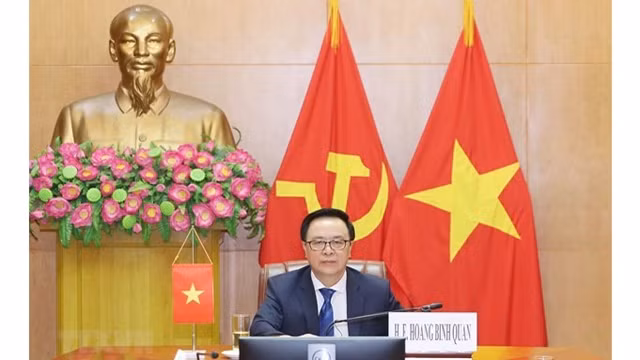 Le président la Commission des relations extérieures du Comité central du Parti communiste du Vietnam, Hoàng Binh Quân. Photo : VNA.