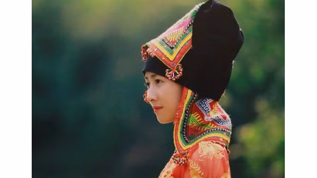 Le photographe vietnamien Vu Duy Bôi a gagné la médaille d’or pour son œuvre « Femme Thai ». Photo: http://anninhthudo.vn/