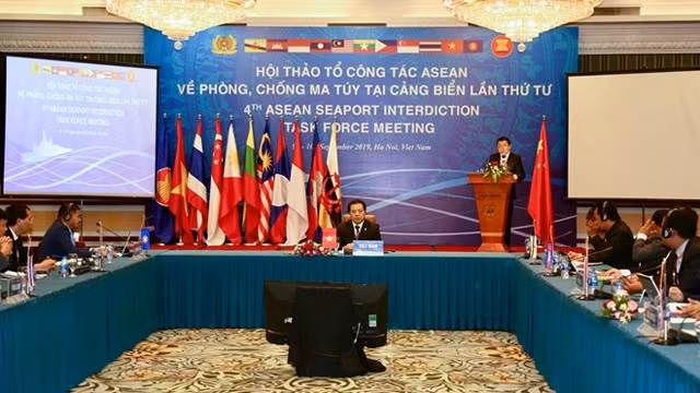 Une vue générale du colloque. Photo : cand.com.vn