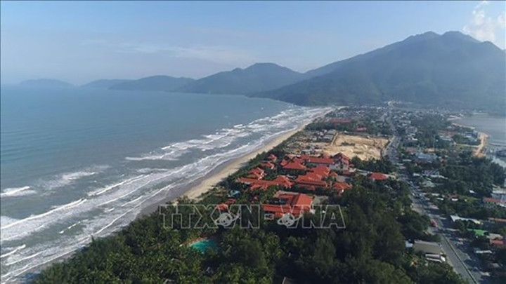 La baie Lang Cô dans la province de Thua Thiên Huê. Photo : VNA.