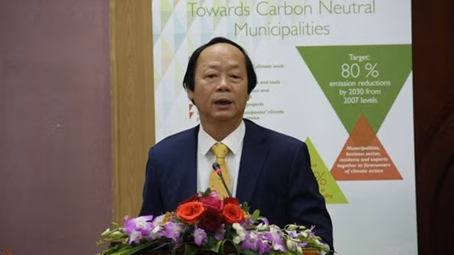 Le vice-ministre des Ressources naturelles et de l'Environnement Vo Tuân Nhân prend la parole. Photo : baotainguyenmoitruong.