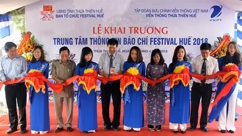 Cérémonie d'inauguration du Centre de presse du Festival de Huê 2018. Photo: VNA.
