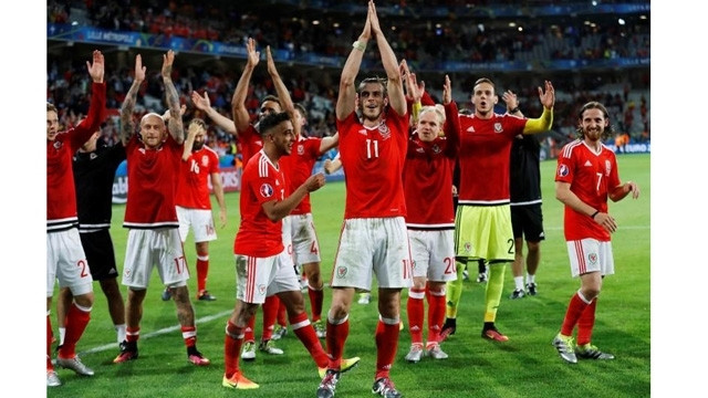 Les Gallois célèbrent leur victoire. Photo: Reuters.