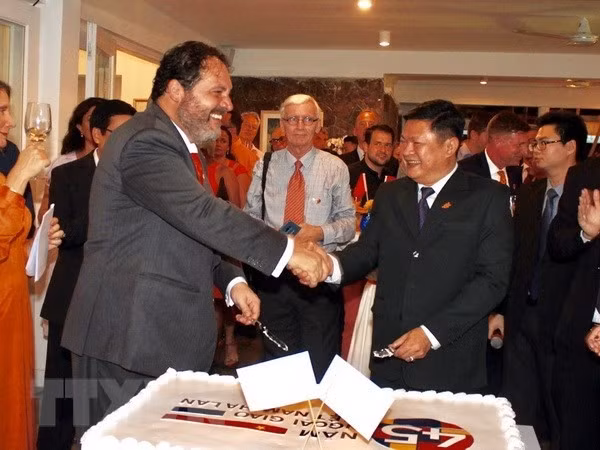 Le 45e anniversaire des relations diplomatiques Vietnam - Pays-Bas fêté à Hô Chi Minh-ville