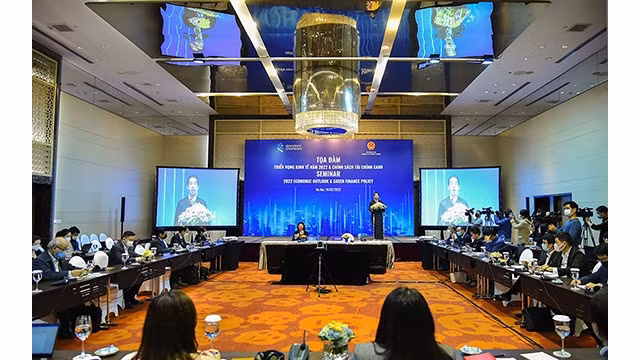 La vue générale du colloque sur les perspectives économiques de 2022 et politique financière verte. Photo : NDEL.