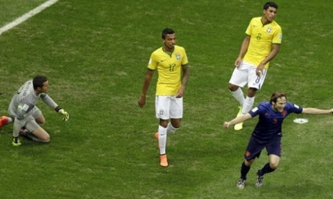 La joie de Daley Blind, auteur du deuxième but contre le Brésil, le 12 juillet. Photo: VNA/CVN