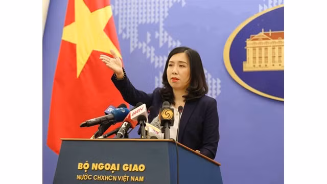 La porte-parole du Ministère vietnamien des Affaires étrangères, Lê Thi Thu Hang. Photo : Phuong Hoa/VNA