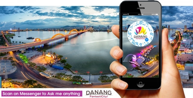 Il est facile pour les visiteurs d’utiliser l’application Chatbot sur le Smartphone. Photo: NDEL