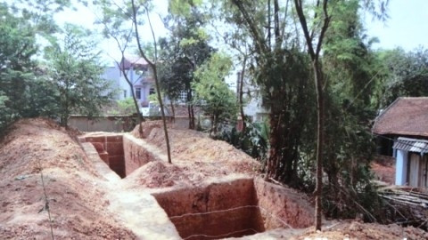 Les vestiges du monticule Hoa Hôi récemment découverts. Photo: VNA. 