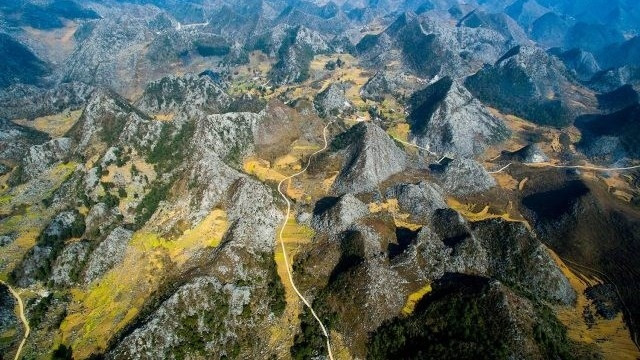 Le plateau karstique Dông Van. Photo: VNA.