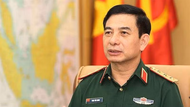 Le général de corps d’armée Phan Van Giang, chef d'État-major général de l'Armée populaire du Vietnam et vice-ministre vietnamien de la Défense. 