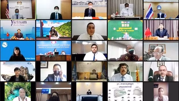 Les délégués participant à l’événement. Photo : VNA.