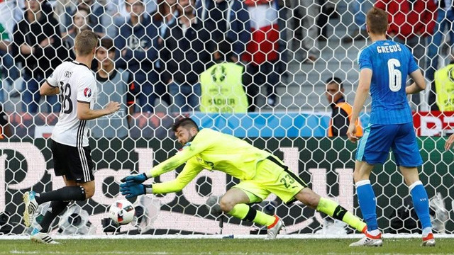 Photo: Reuters.