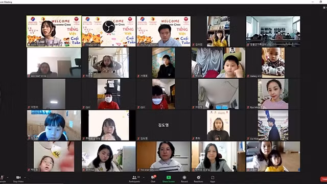 Cérémonie d'ouverture des cours de Vietnamien en week-end dans la région de Gwangju-Jeonnam. Photo : Association des Vietnamiens de la région sud-coréenne de Gwangju-Jeonnam.