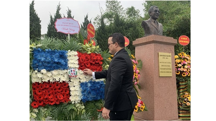 L’ambassadeur de la République dominicaine au Vietnam, Francisco Rodríguez, lors de la cérémonie. Photo : VNA.