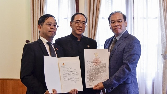 Cérémonie de remise de l’exequatur au nouveau consul général de Thaïlande à HCM-Ville. Photo : BQT.