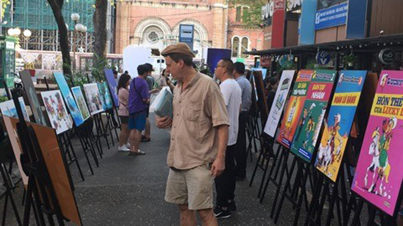Exposition de la littérature belge et d’extraits de BD de Dany, à Hô Chi Minh-Ville. Photo : VNA.