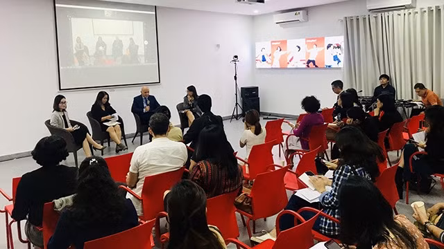 Un séminaire lors du 5e Journée du design italien au Vietnam. Photo : baoquocte.vn.