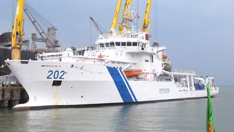 Le navire Samudra Paheredar des Gardes-côte indiens au port de Dà Nang. Photo: baodanang.