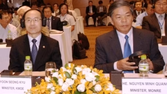  Le ministre des Ressources naturelles et de l'Environnement, Nguyên Minh Quang, lors de la conférence. Photo: VEA.