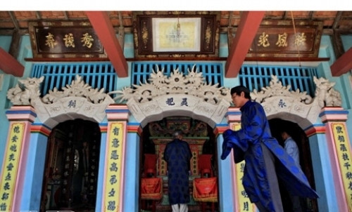 La pagode d’Âm Linh tu est dédiée au culte des milices populaires de Ly Son qui ont sacrifié leur vie pour protéger la souveraineté nationale sur l'archipel de Hoàng Sa. Photo: Thông Thiên.