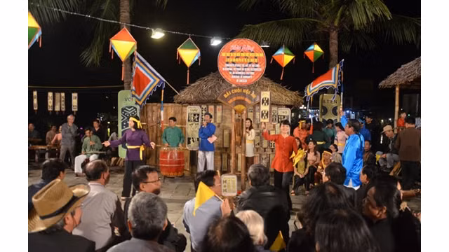 L’art « bài choi » à Hôi An. Photo : Centre culturel et sportif de Hôi An.