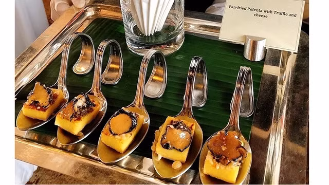 Un plat italien à base de fromage et de truffes. Photo : NDEL.