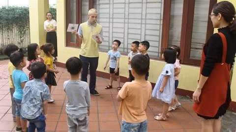 Parmi les langues parlées en Europe, le français et l'anglais intéressent le plus les élèves vietnamiens. 