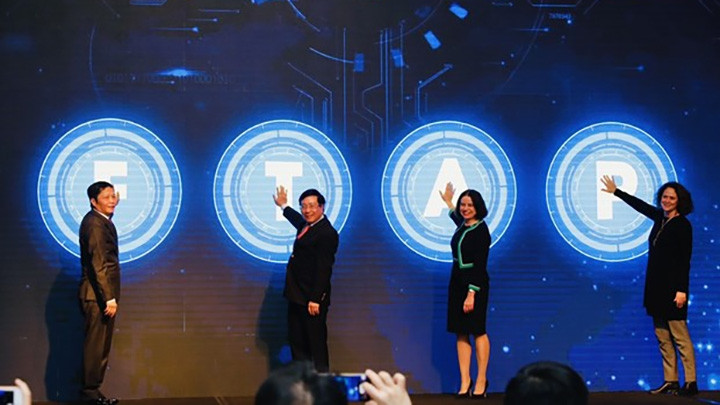 Lors de la cérémonie inaugurale du portail électronique sur les accords de libre-échange du Vietnam (FTAP). Photo : VNA.