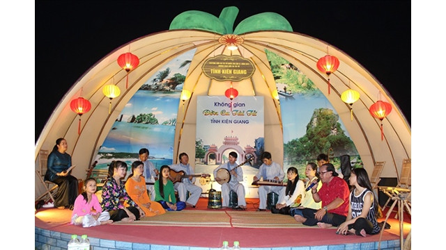 Espace du l'art « đờn ca tài tử ». Photo d'illustration : Journal Van Hoa.