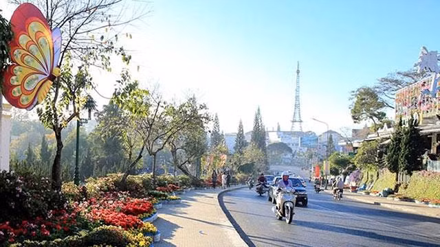 Une rue florale de Da Lat. Photo: NDEL