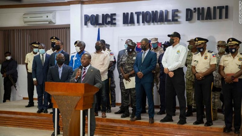 Le Premier ministre haïtien Claude Joseph lors d'une conférence de presse dans la capitale Port-au-Prince, le 8 juillet. Photo : AP.