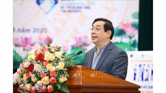 Le professeur associé et docteur Luong Ngoc Khuê. Photo : VNA.