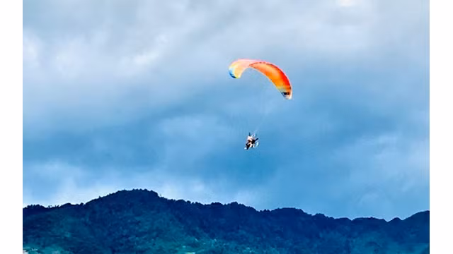 La Parapente sur le col de Khau Pha, Mù Cang Chai. Photo : NDEL.