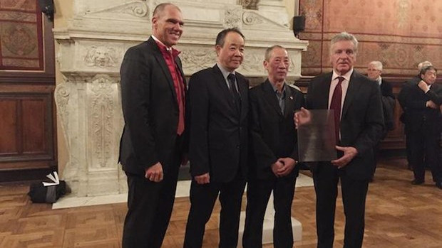 Le consulat honoraire du Vietnam à Marseille, Nguyên Công Tuoi Maurice Germain (deuxième, à droite). Photo : NDEL.