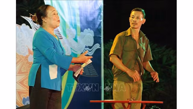 Un numéro présenté en finale du Festival. Photo : VNA