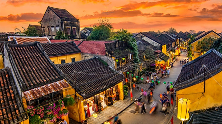 La veille ville de Hôi An dans la province de Quang Nam (au Centre) est en tête de liste des villes les plus hospitalières du Vietnam. Photo : VNA.