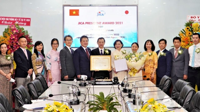 Les délégués de la JICA Vietnam et de l'Académie vietnamienne de l'agriculture lors de la remise de prix tenu le 18 janiver. Photo : nongnghiep.vn