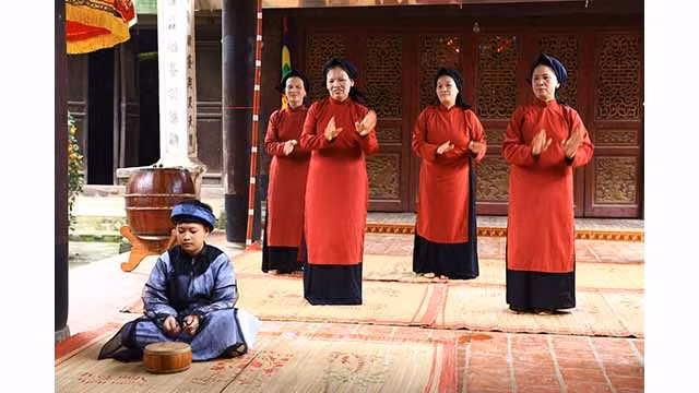 Un spectacle du chant "xoan" de Phu Tho. Photo : http://daidoanket.vn