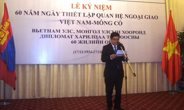 Le ministre vietnamien de l'Agriculture et du Développement rural, Cao Duc Phat, prenant la parole lors de la cérémonie. Photo: Minh Hanh/NDEL.