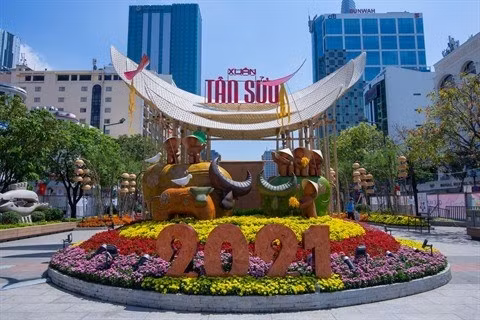 La rue florale Nguyên Huê lors du Têt du Buffle 2021. Photo: Saigontourist.