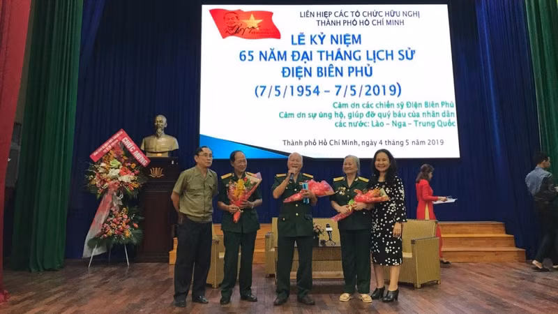 Des vétérans au colloque sur la bataille Diên Biên Phu, le 4 mai à Hô Chi Minh-Ville. Photo : thoidai.vn.