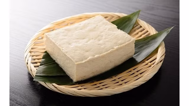 Le tofu " Mo" - une spécialité de Hanoï. Photo : thanhnien.vn