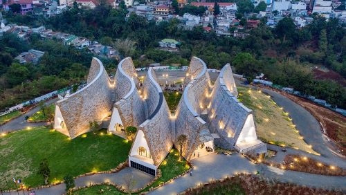 Le Musée mondial du café vu de haut. Photo : baodaklak.vn