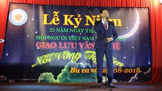 L’Ambassadeur vietnamien en Roumanie, Trân Thành Công, prend la parole. Photo: infonet